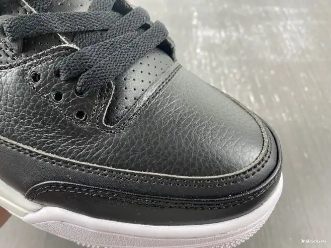 One Kick 136064-020 Cyber 3 Jordan Retro (2016) Monday 0624